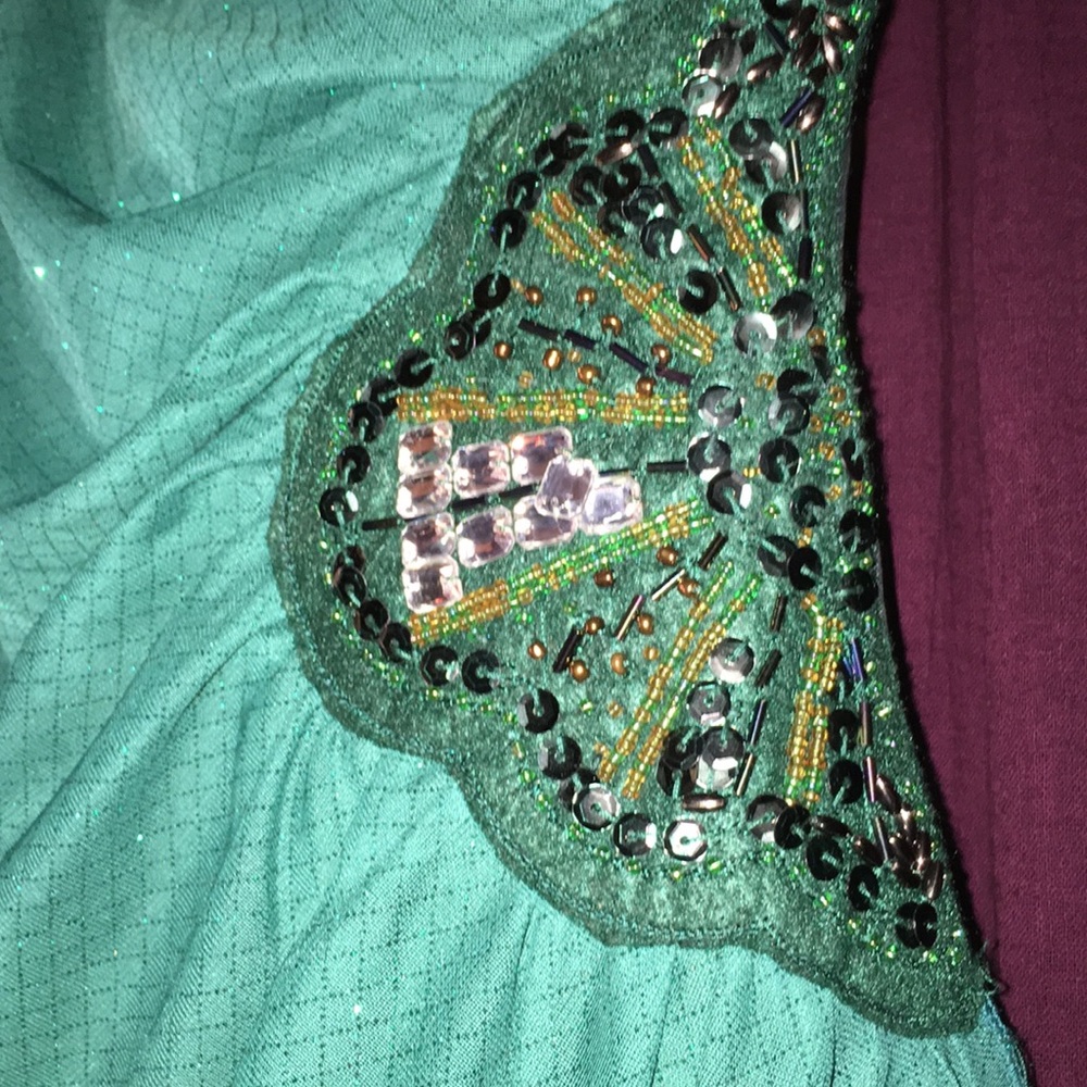 Dress - Picture 2 of 4
